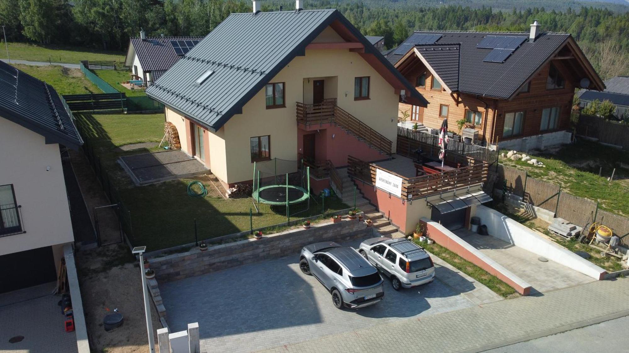 Apartmany Zara Nova Lesna Bagian luar foto